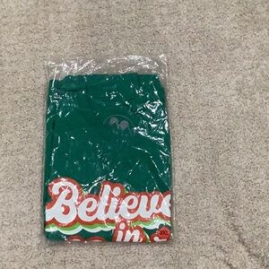 Mouse Market Place Believe in Magic tee shirt